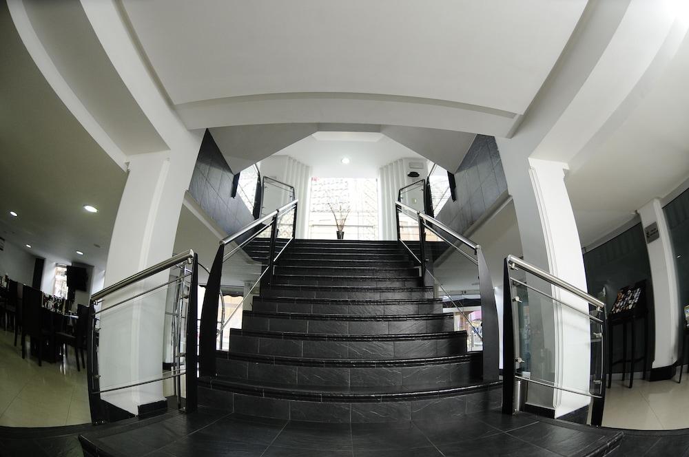 El Porton De San Joaquin Otel Medellín Dış mekan fotoğraf
