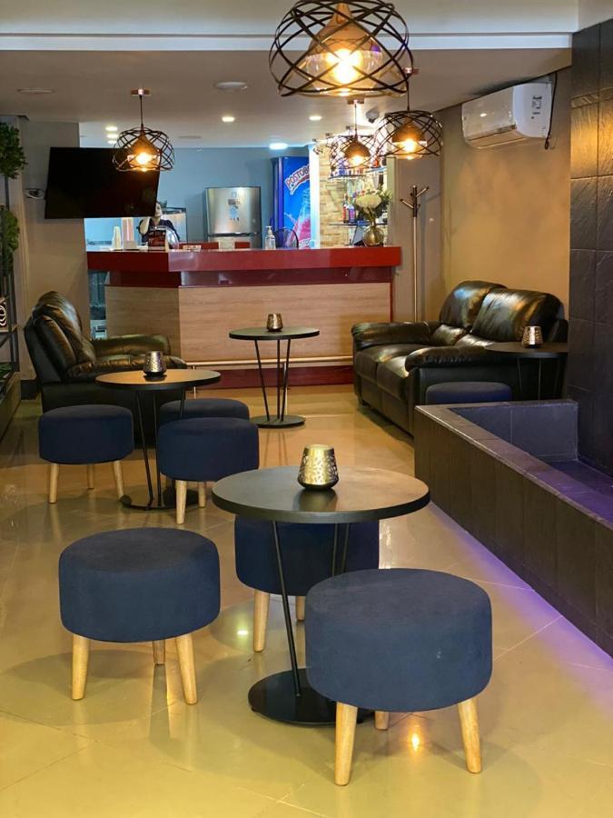 El Porton De San Joaquin Otel Medellín Dış mekan fotoğraf